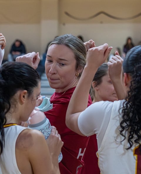 WomensBball Falls in Quarterfinals